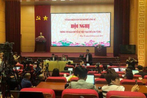 Quảng Ninh: UBND thành phố Uông Bí tổ chức hội nghị thông tin báo chí về sự việc tại chùa Ba Vàng