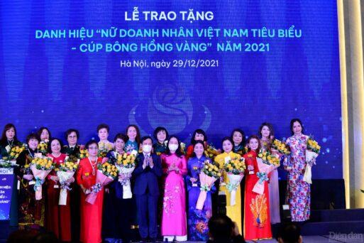 Vinh danh 60 Nữ doanh nhân Việt Nam tiêu biểu – cúp Bông hồng vàng năm 2021