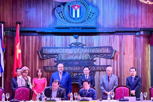 Chủ tịch Quốc hội dự Diễn đàn Doanh nghiệp Việt Nam – Cuba