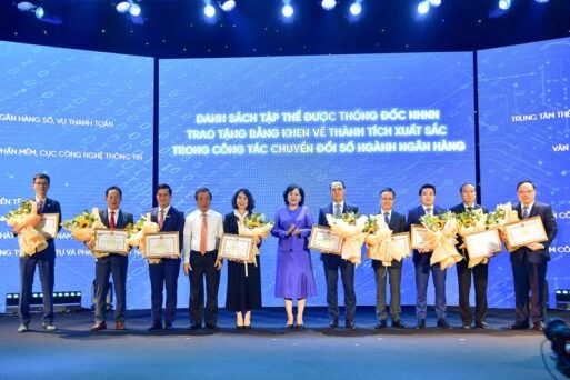 Vietcombank đồng hành cùng sự kiện Ngày chuyển đổi số ngành Ngân hàng với chủ đề “ứng dụng dữ liệu dân cư trong hoạt động ngành Ngân hàng – động lực thúc đẩy chuyển đổi số”