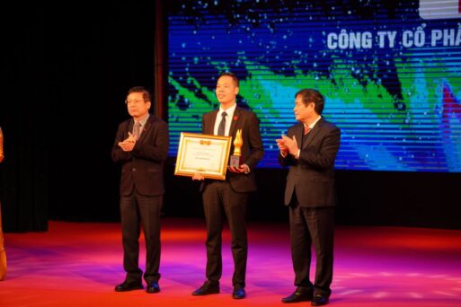 Tôn Hoa Sen – Top 5 “Doanh nghiệp Văn hoá, Uy tín năm 2025”: Khẳng định thương hiệu quốc gia từ năng lực sản xuất đến văn hóa kinh doanh