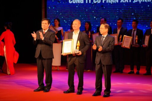 Doanh nhân Nguyễn Ngọc Phương và Công ty Cổ phần Xây dựng Hạ tầng Kỹ thuật Phương Đông được vinh danh “Doanh nghiệp Văn hóa, Uy tín năm 2025”