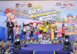 Victoria School tổ chức Giải đua xe thăng bằng cho Thiếu nhi